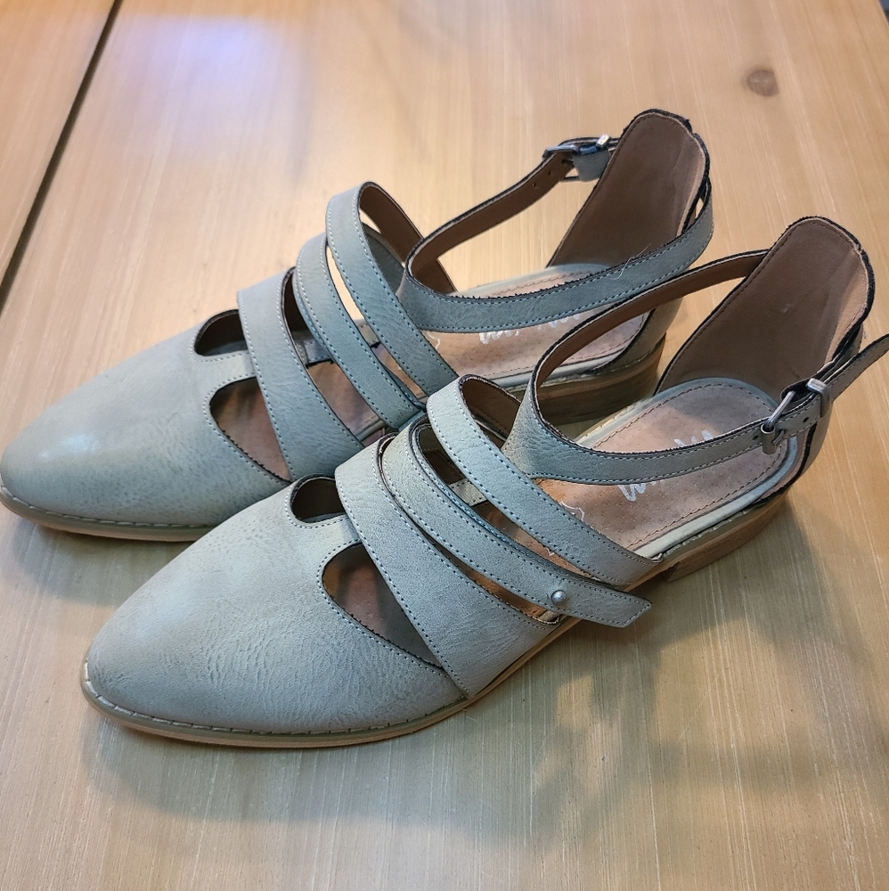 Mi.Mi Strappy Sandles